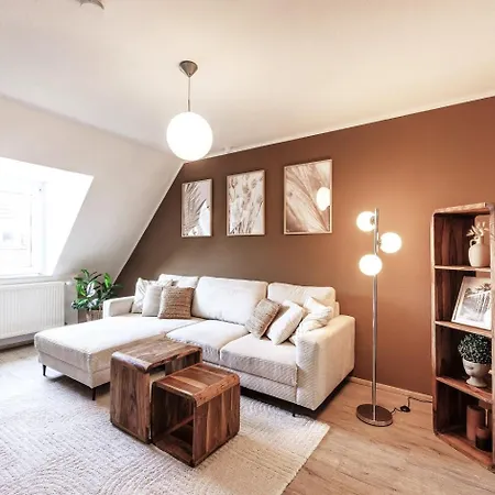 Silur דירה מונסטר